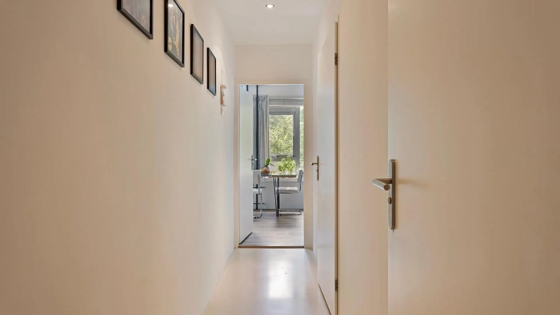 דירות אמסטרדם Cozy Retreat With Park Views And Free Parking